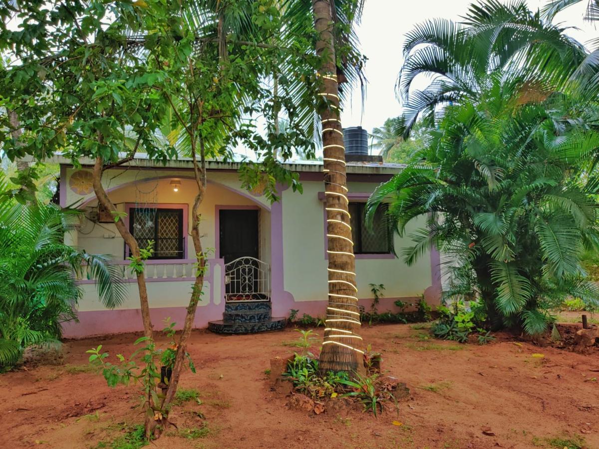 Coco Inn Goa Кандолім Екстер'єр фото