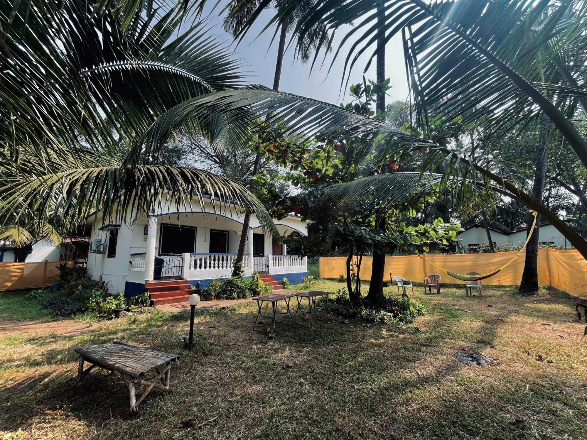 Coco Inn Goa Кандолім Екстер'єр фото